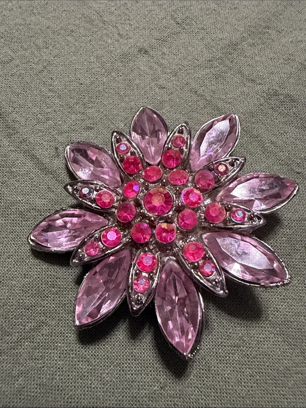 MCM Brooch/pendant Lot